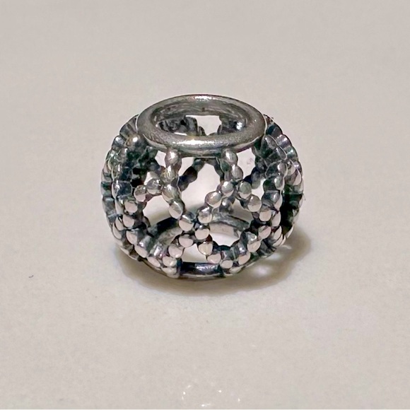 Pandora Jewelry - Pandora (Retired) Wanderlust Openworks Bead Charm #790978